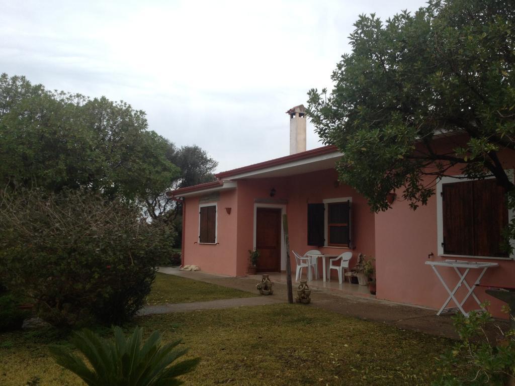 La Contea Bed & Breakfast SantʼAnna Arresi Dış mekan fotoğraf