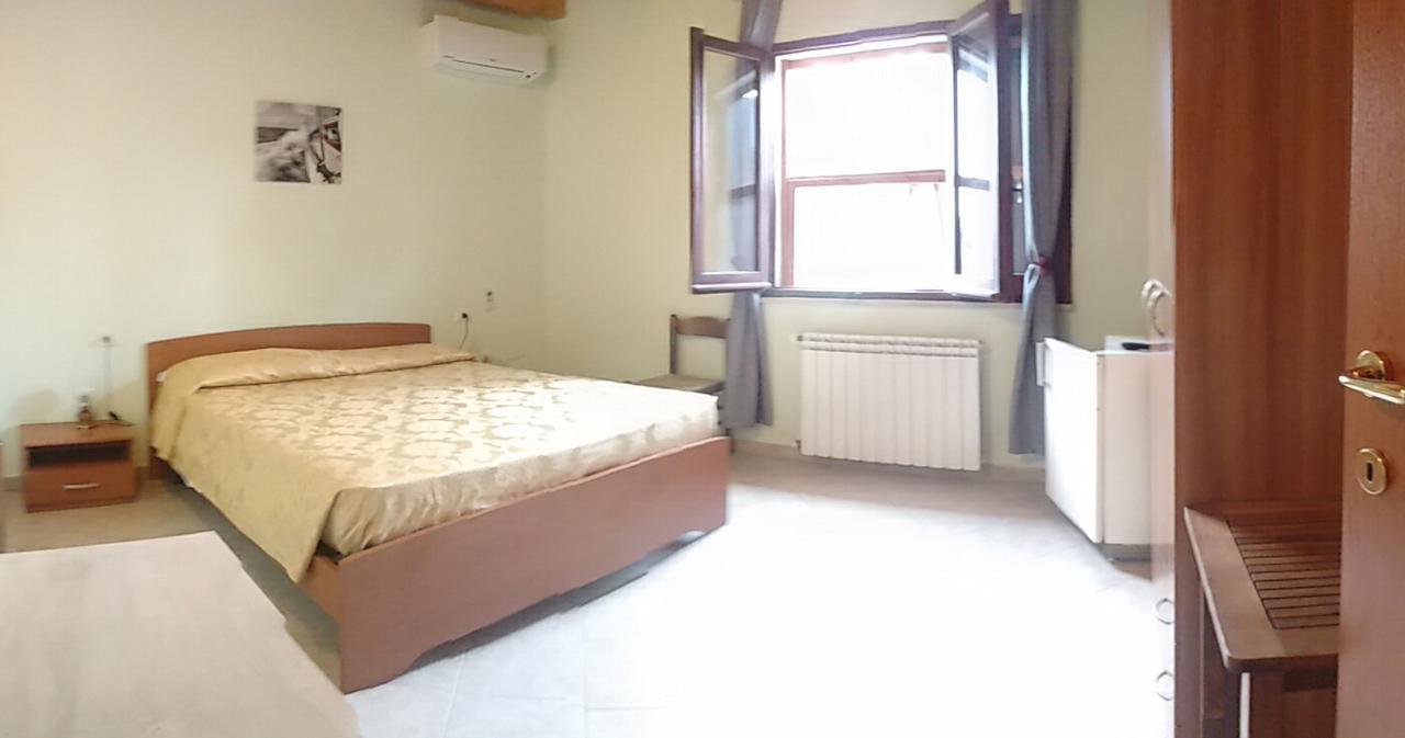 La Contea Bed & Breakfast SantʼAnna Arresi Dış mekan fotoğraf